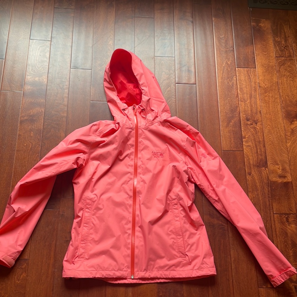 Mountain Hardwear Raincoat- like new!
